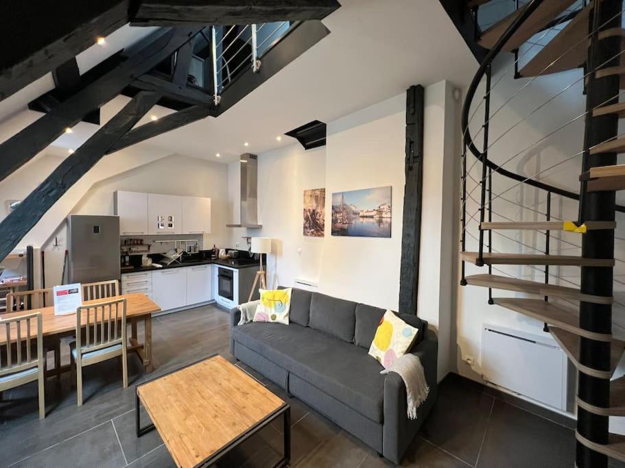 Le Jeannin, Magnifique Duplex 6 Prs - Centre Historique De Dijon Apartment ภายนอก รูปภาพ